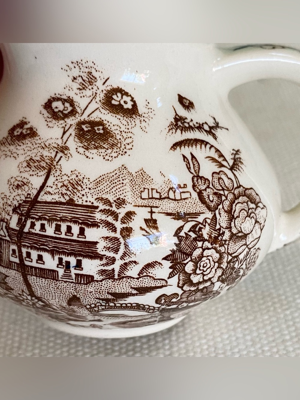 VTG Royal Crownford Staffordshire Brown Ironstone Creamer Mini Pitcher England - Picture 2 of 5